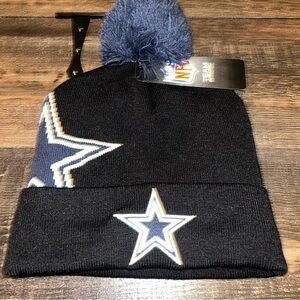 Dallas Cowboys Beanie NFl Knit Pom Knit Winter Hat Adult Size OSFM NWT